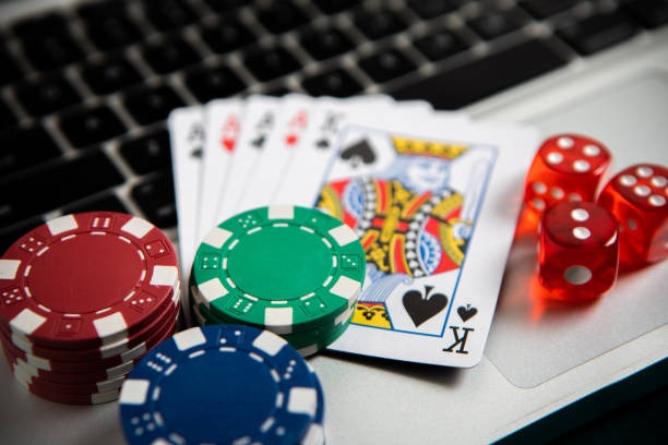 Red Tiger slot game interface showing reel layout and bonus symbols